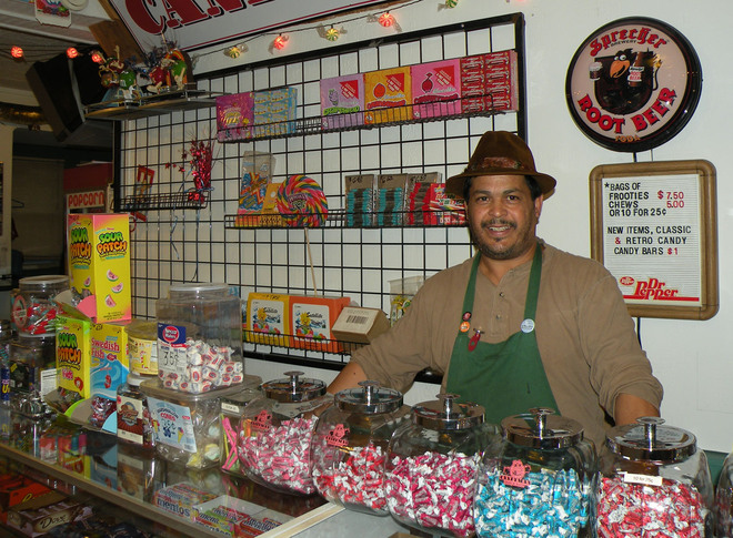 Angel Perez and Tom Kuhn, owners of Milwaukee Hot Dog Company and Candyman Snack Shop, have been serving up authentic hot dogs for four years.