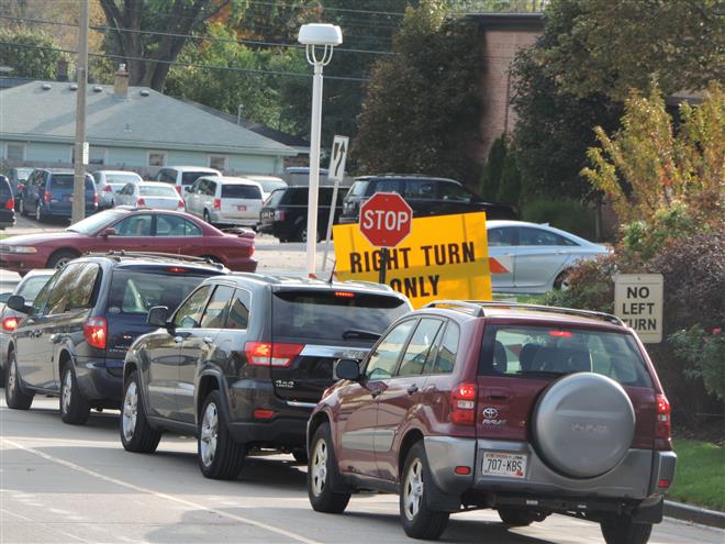 Mayfair construction has temporarily shifted the main North Avenue entrance one block west to 105th Street.