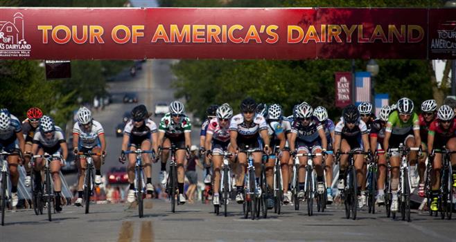 Competitors pedal up a hill on North Avenue during last year’s Gran Prix in Wauwatosa.